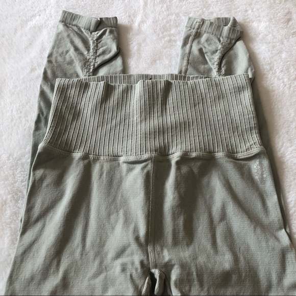 Free People High-Rise 7/8 Length Good Karma Leggings Sea Glass - Picture 2 of 9